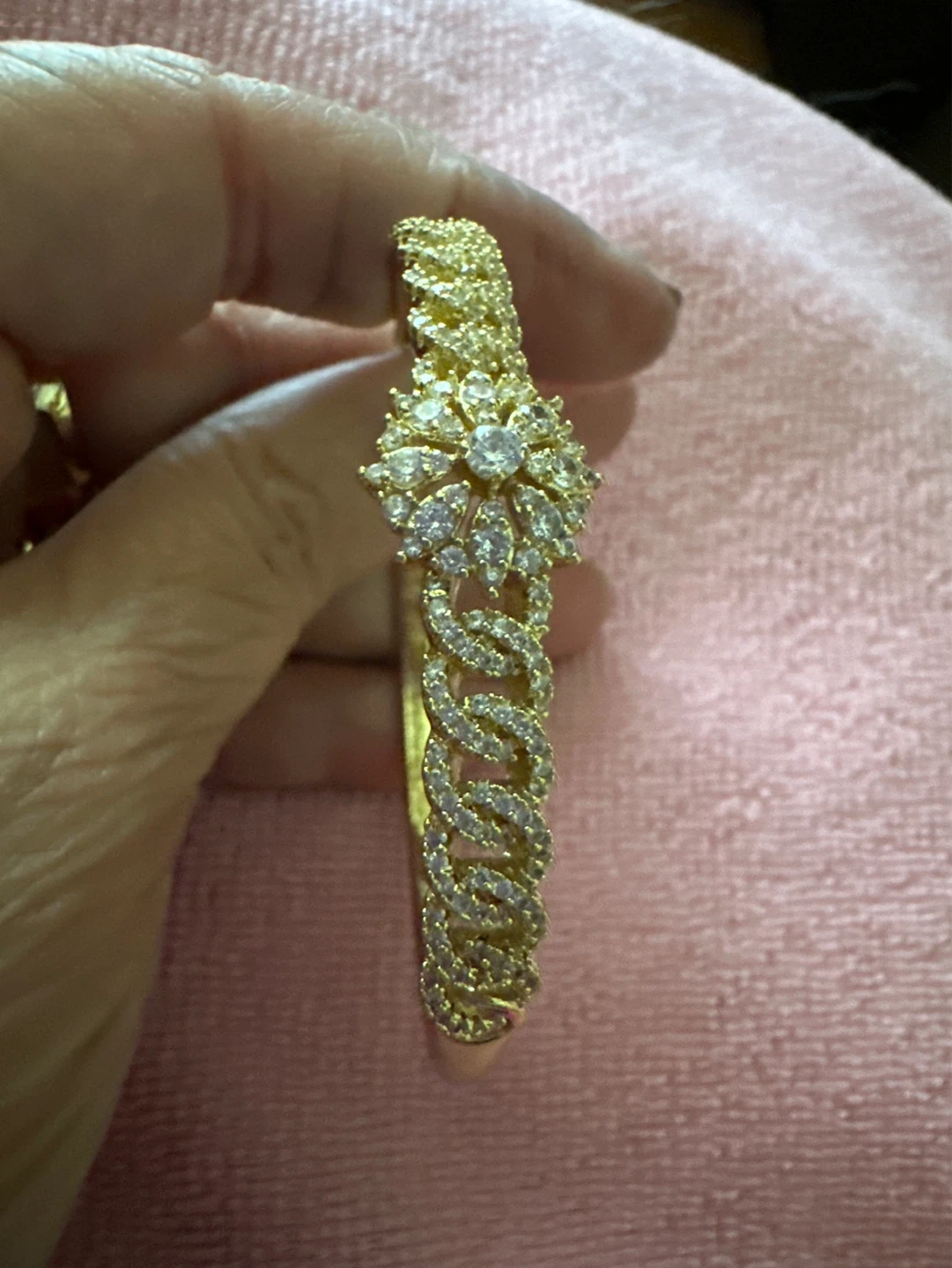 Sparkling 14kGold-laminated Bangle with CZ Crystals