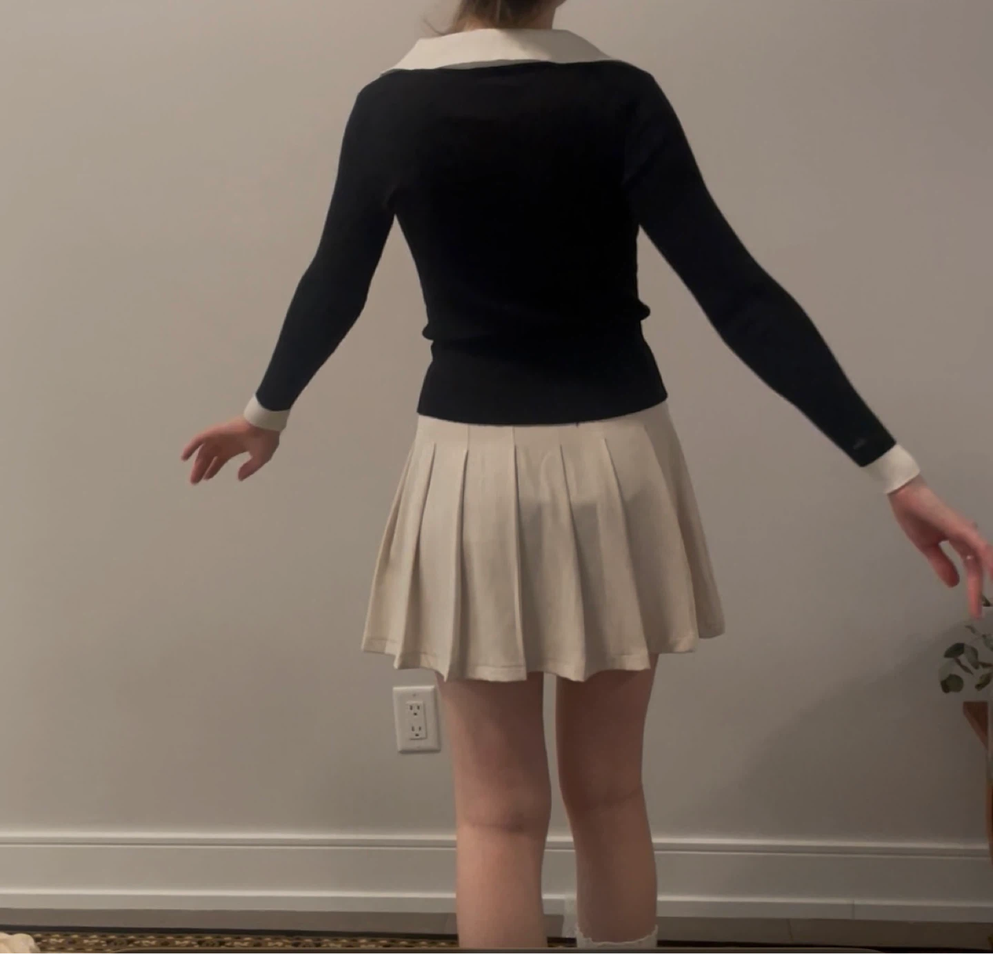 Black and White Collared Sweater - photo 2