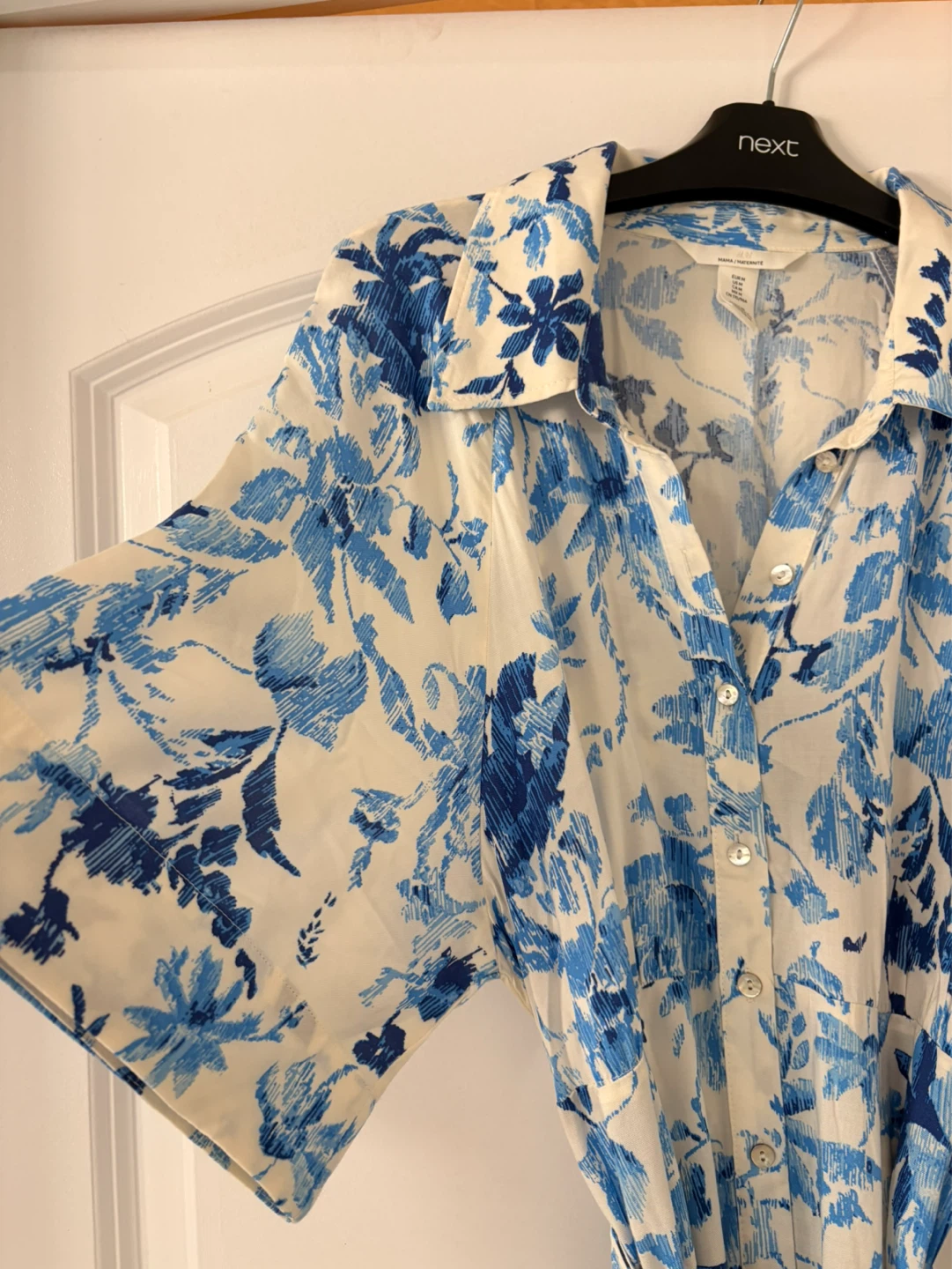 H&M Mama Maternity Dress Size M Blue Floral - photo 2
