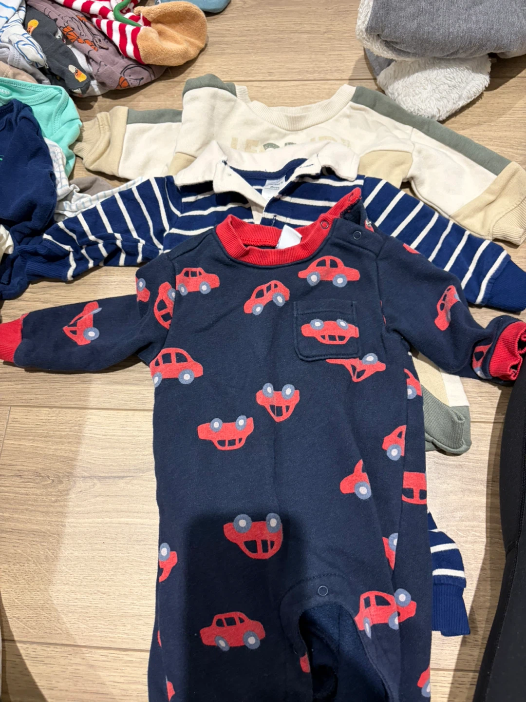 Baby Boys Clothing Lot (3-6 months) - photo 4