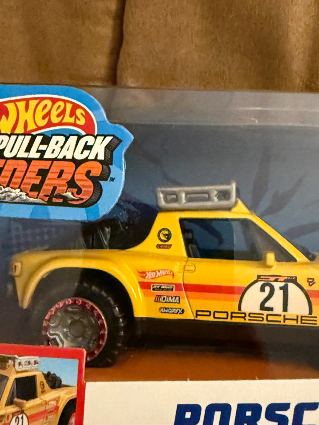 Hot Wheels Pull-Back Speeders Porsche 914 Safari - photo 4