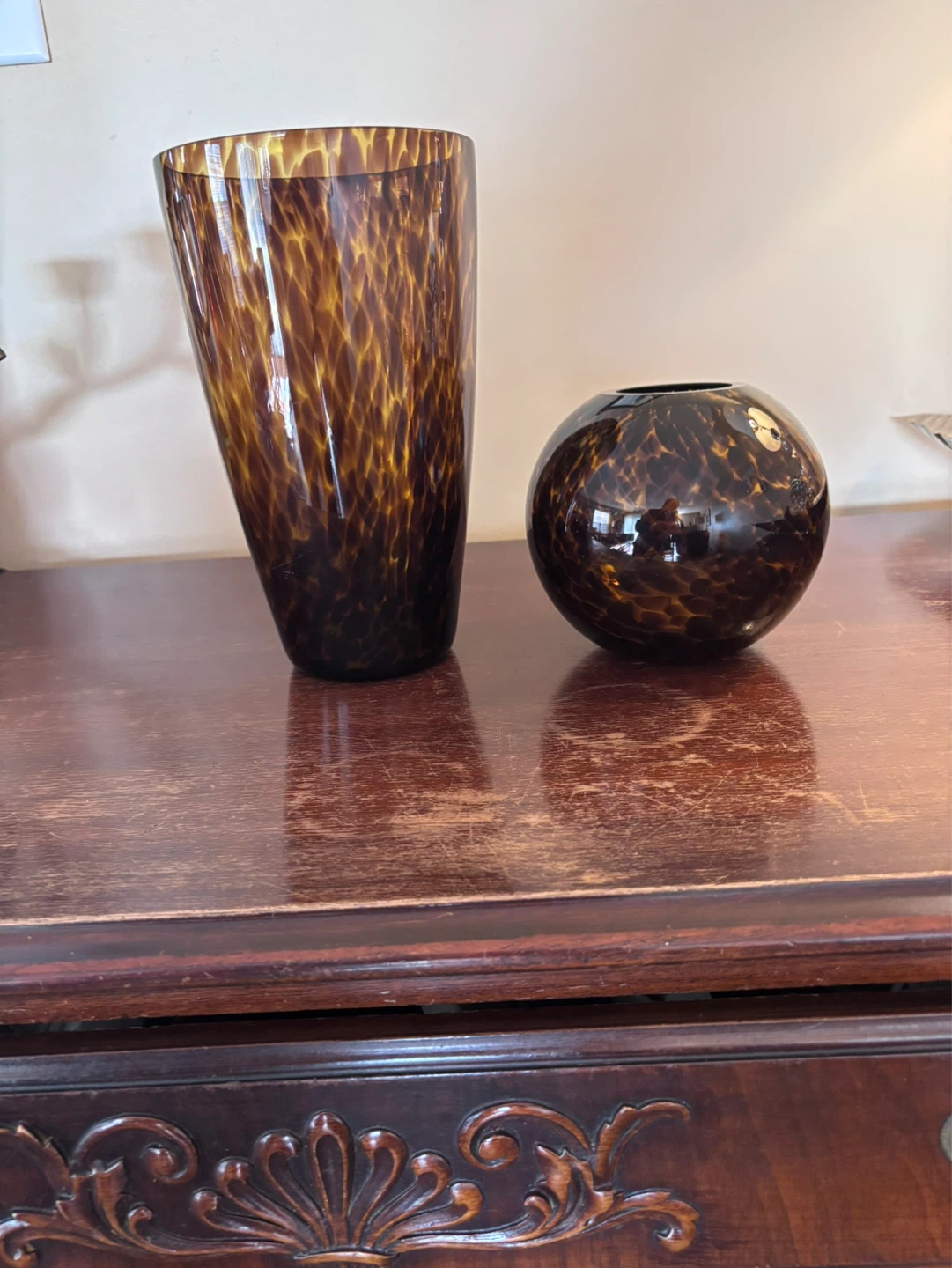 Set of 2 Tortoiseshell Glass Vases - photo 2