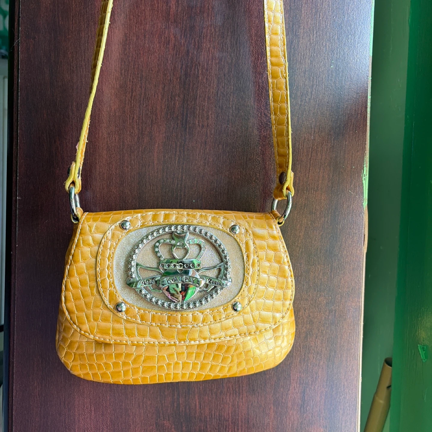 Kathy Van Zeeland crossbody bag