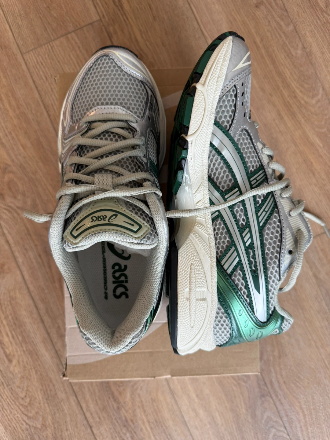 Asics Gel-Kayano 14