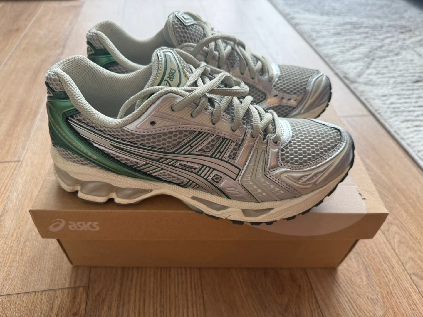 Asics Gel-Kayano 14 - photo 2