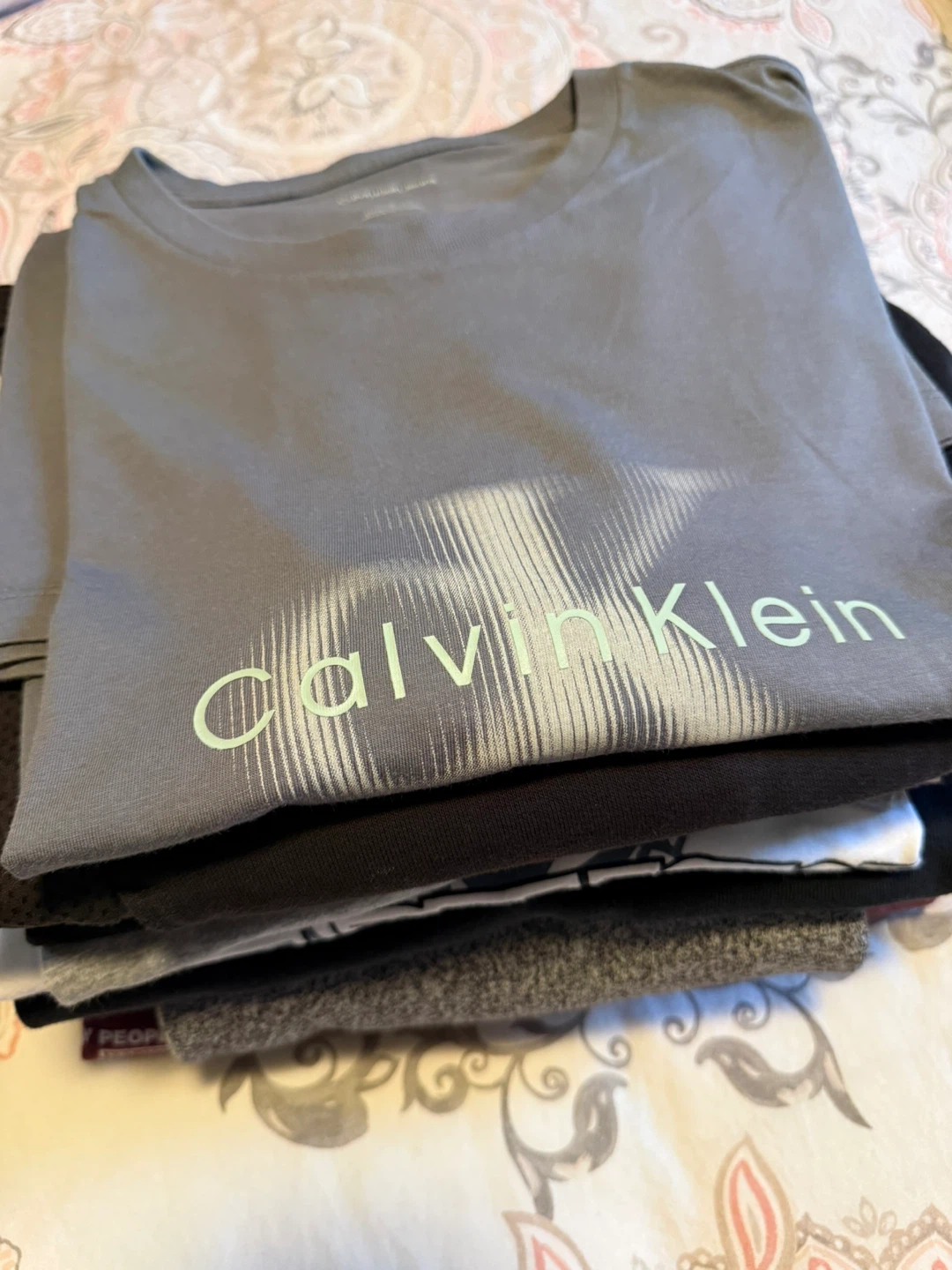 Mens clothing bundle in medium
