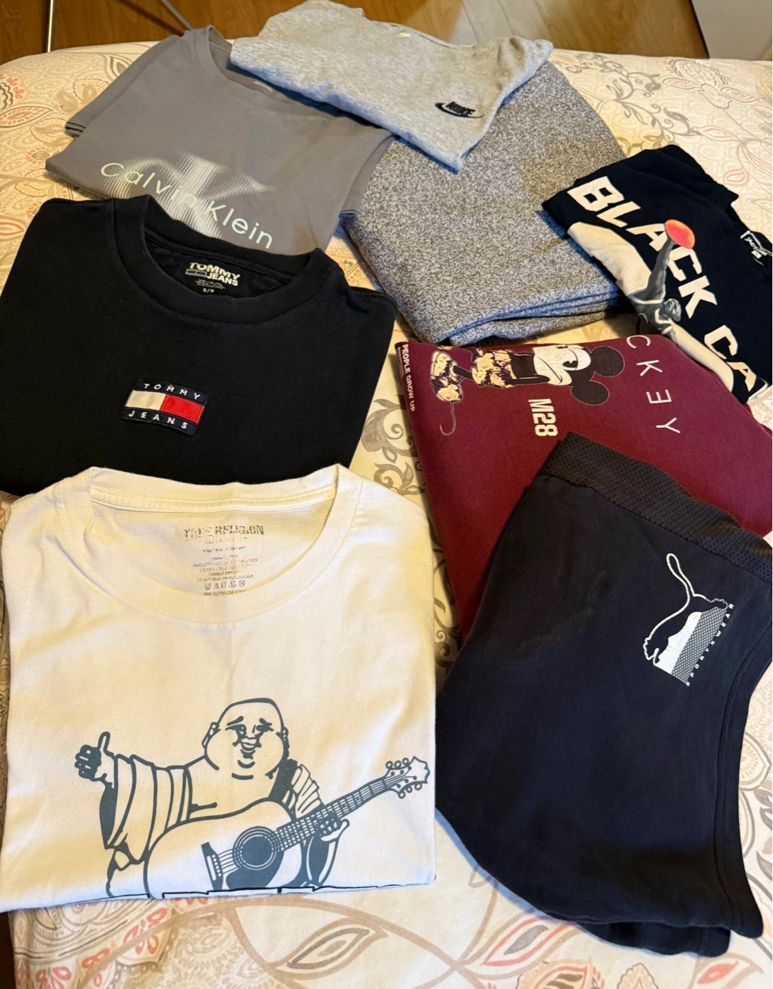 Mens clothing bundle in medium - photo 2