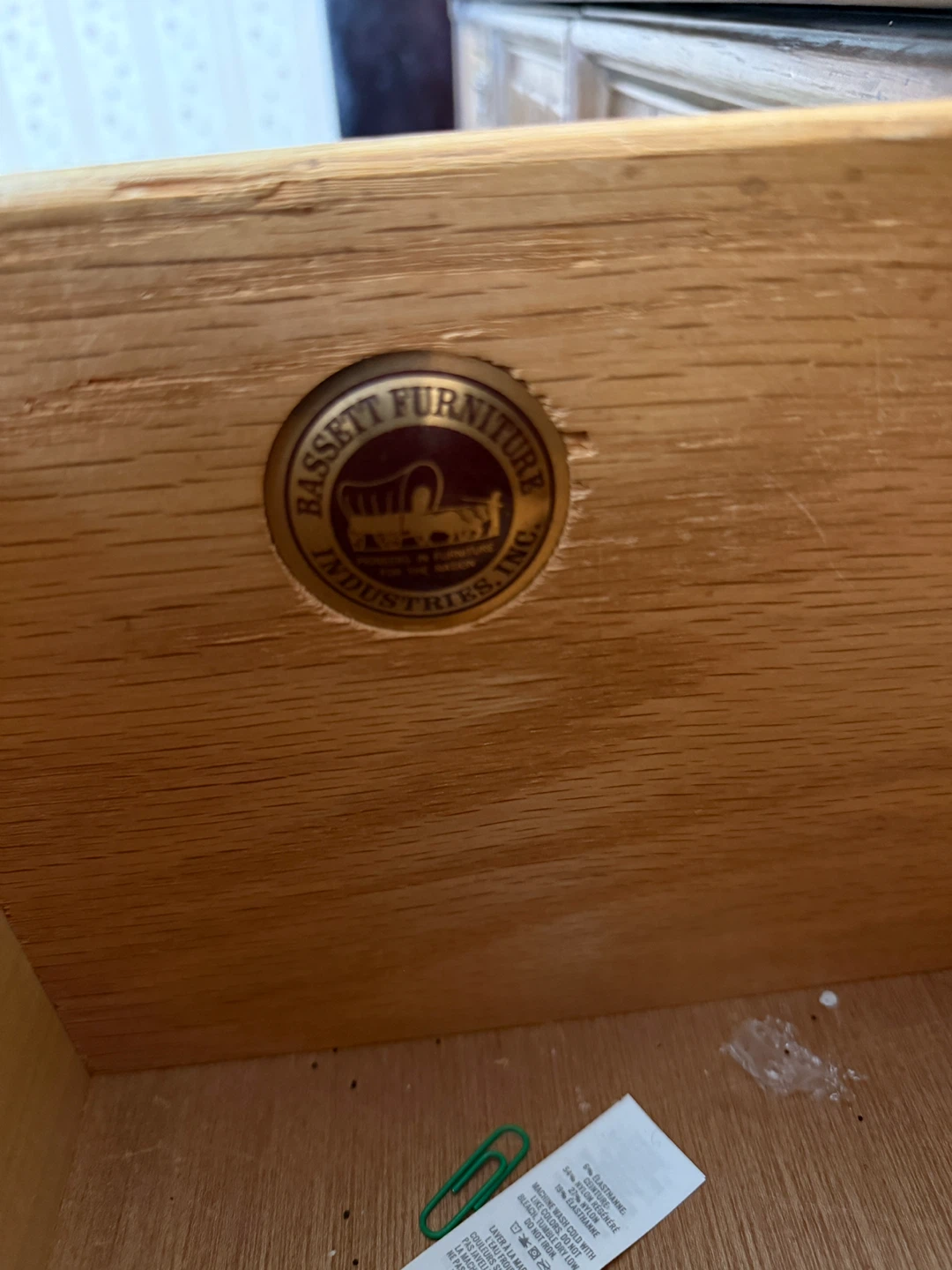 Bassett Furniture Industries Dresser - photo 3
