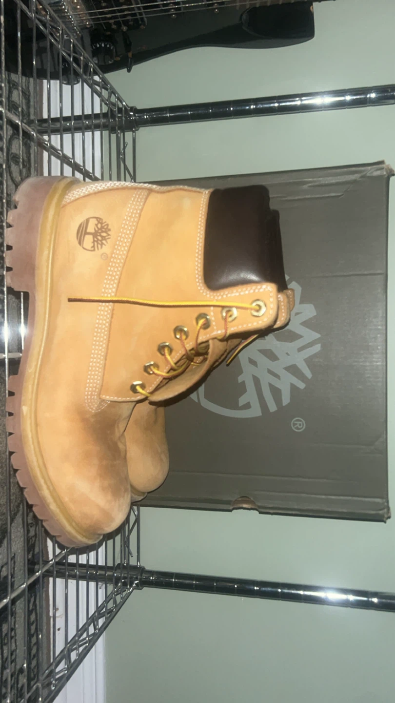 Timberland Classic Wheat Nubuck Boots