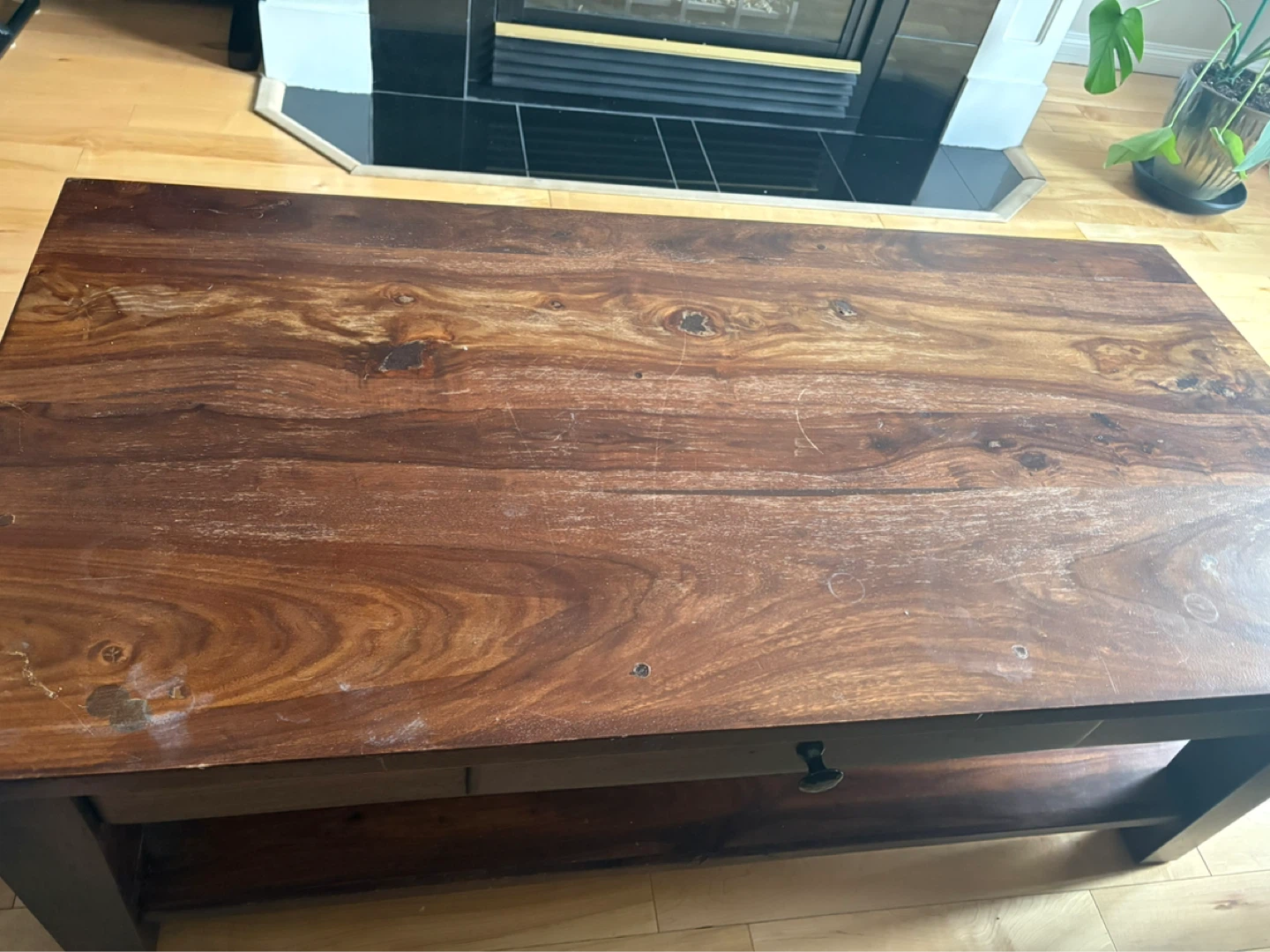 Solid Wood Coffee Table with Shelf - photo 3
