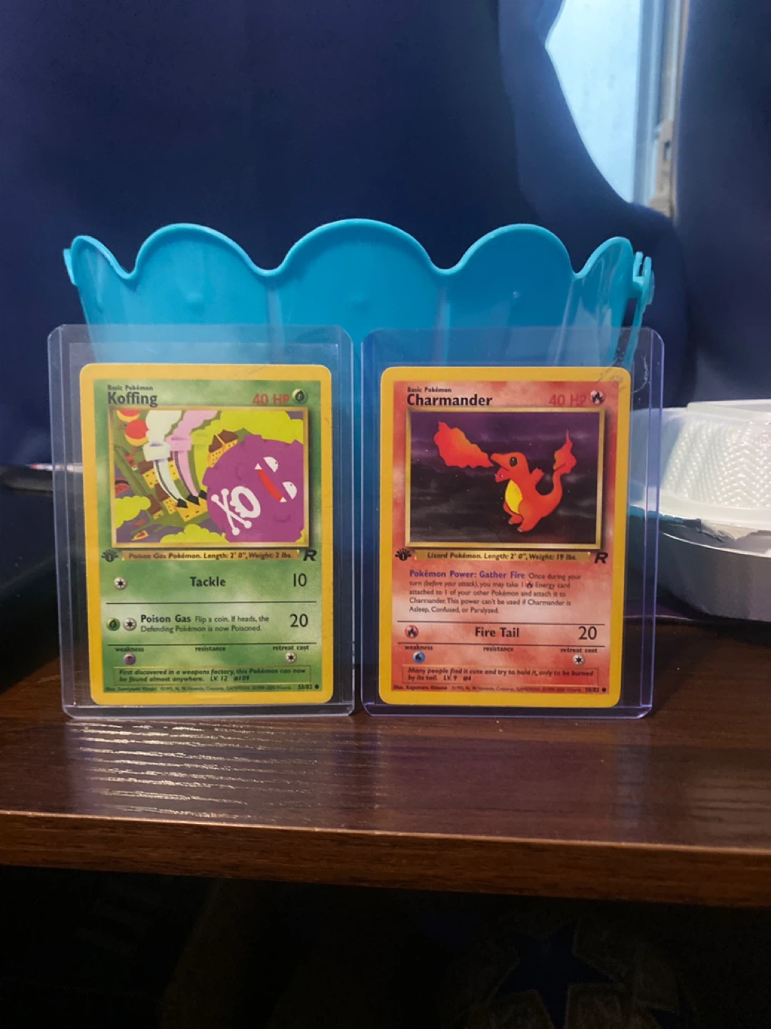 (BEST OFFER) 1st edition koffing and charizard