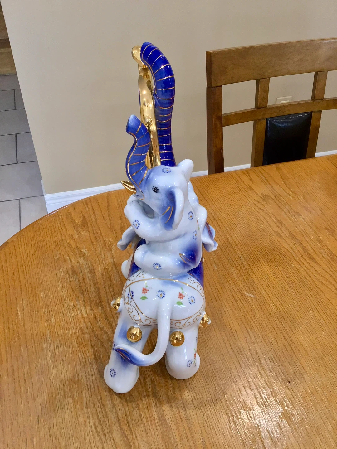 Blue and White Porcelain Elephant Figurine with Gold Accents - photo 5