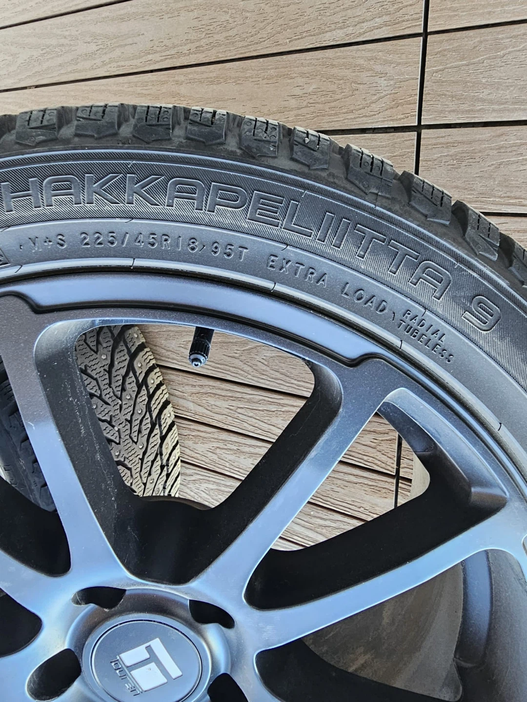 4 TOUREN 18" rims with winter tires - photo 2