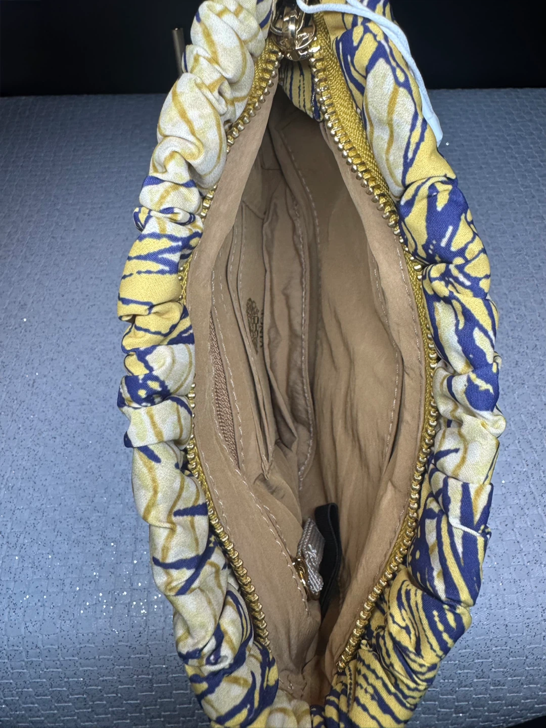 Vince Camuto Yellow & Blue Floral Clutch Bag - photo 4