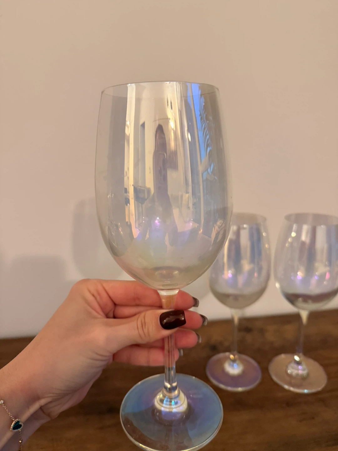 Set of 3 Iridescent Wine Glasses - photo 2