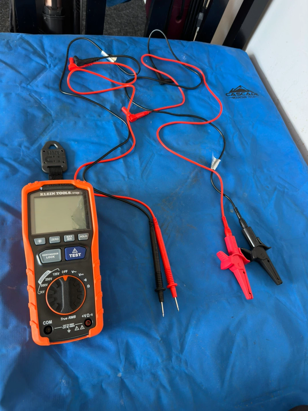 Klein Tools ET600 Multimeter, Megohmmeter - photo 2