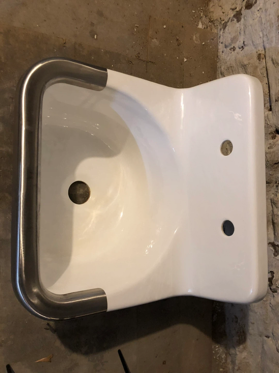 Kohler Vintage White Cast Iron Sink - photo 2