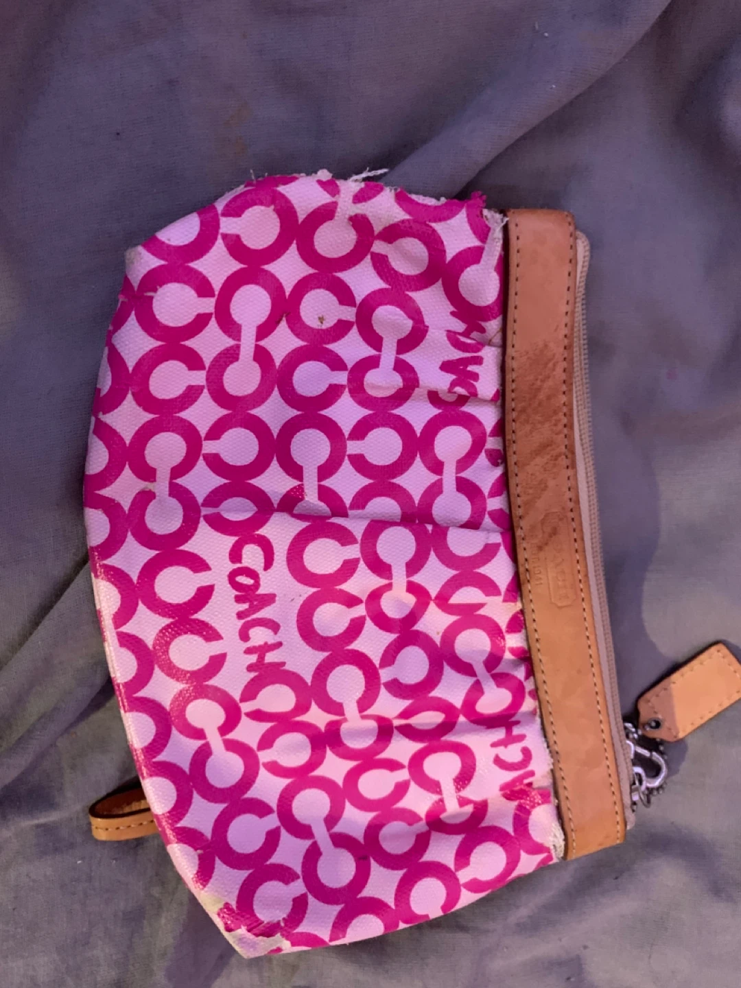 Coach Pink Signature C Wristlet Pouch - photo 5