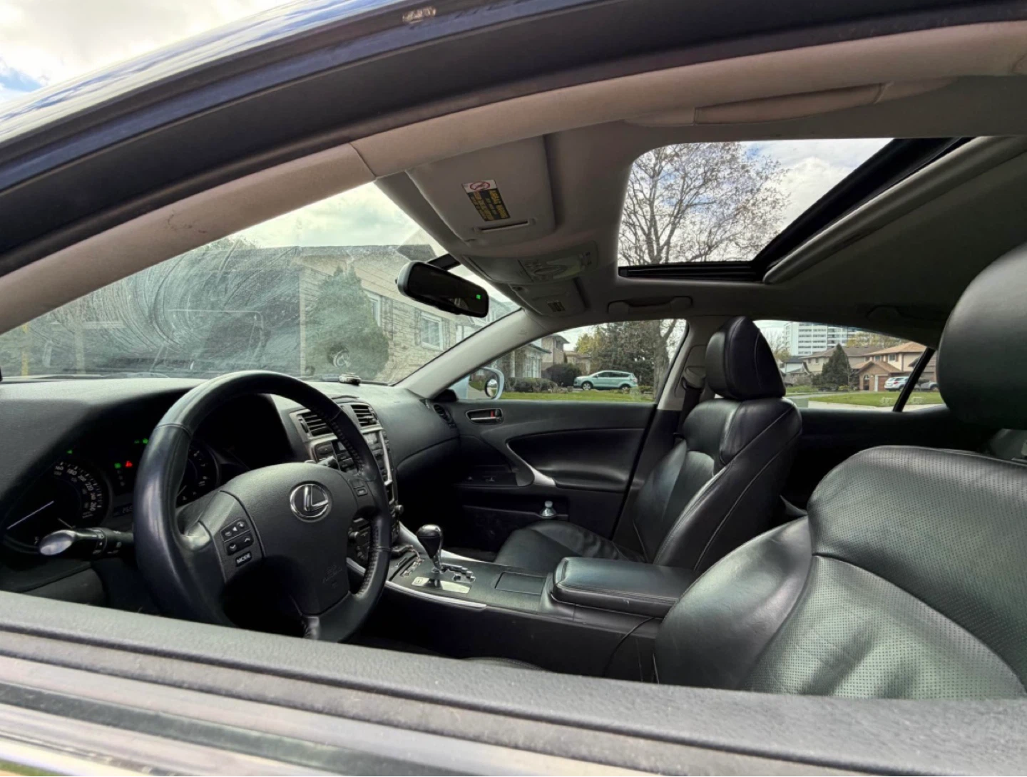 2007 Lexus IS 350 AWD Sedan - photo 2