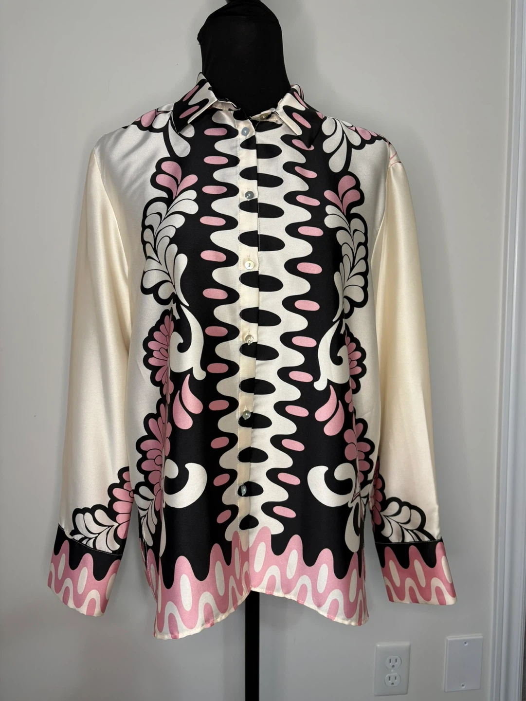 M - New with Tag! ZARA Print Button-Up Shirt