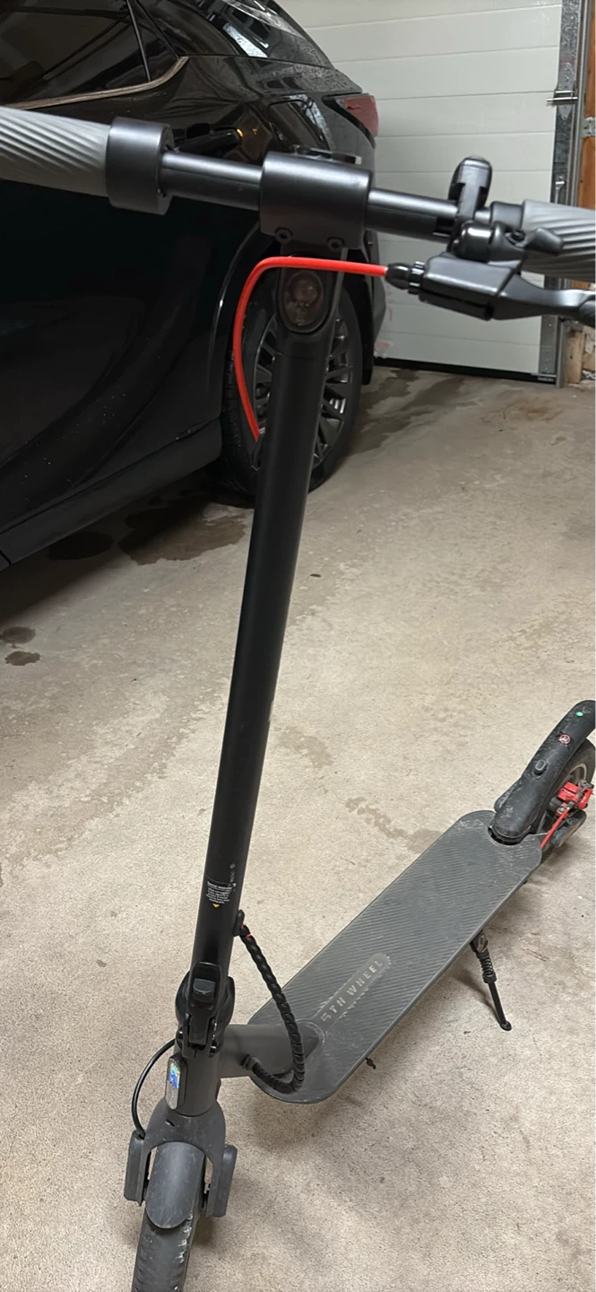 5thwheel scooter v30pro - photo 2