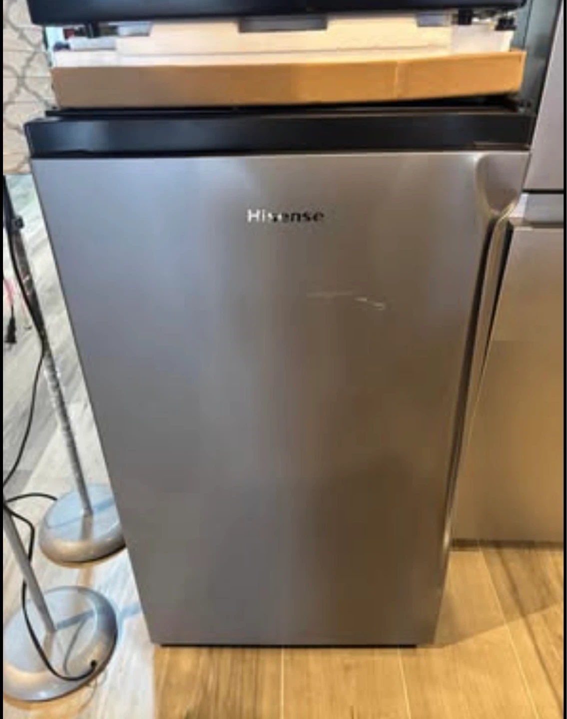 Hisense Mini Fridge 3.3cuft