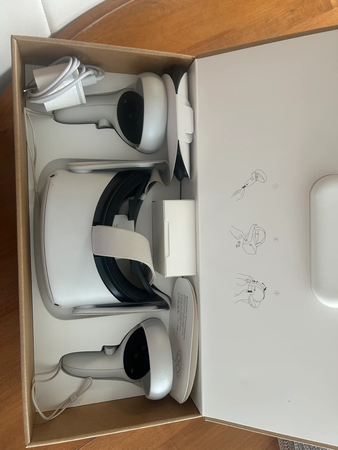 Meta Quest 2 VR Headset 128 GB - photo 2