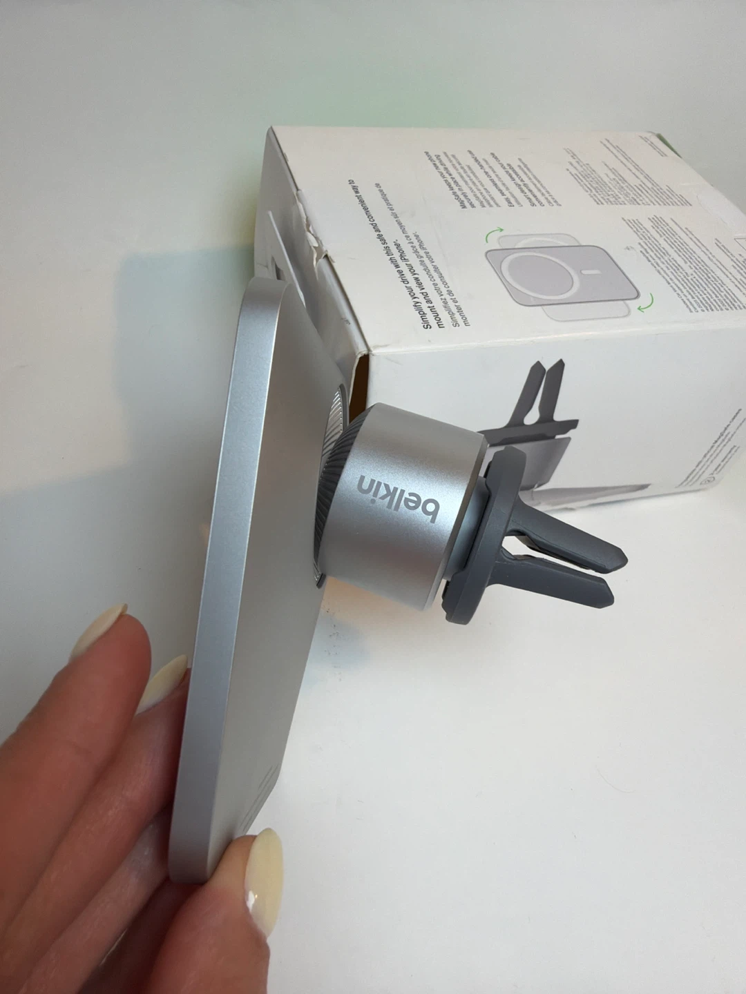 Belkin MagSafe Car Vent Mount - photo 2