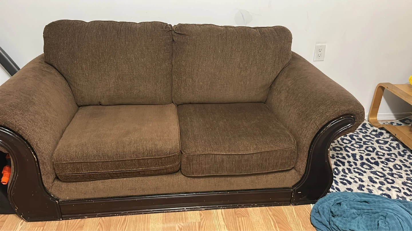 ProForm Treadmill plus sofa - photo 3