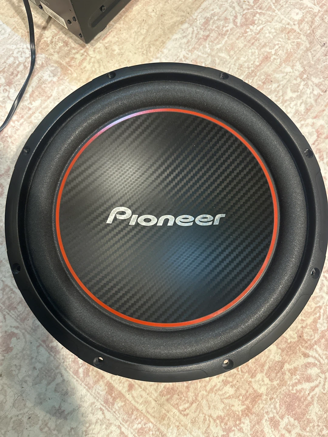 Pioneer 12” Subwoofer TS-W304R – Clean Deep Bass