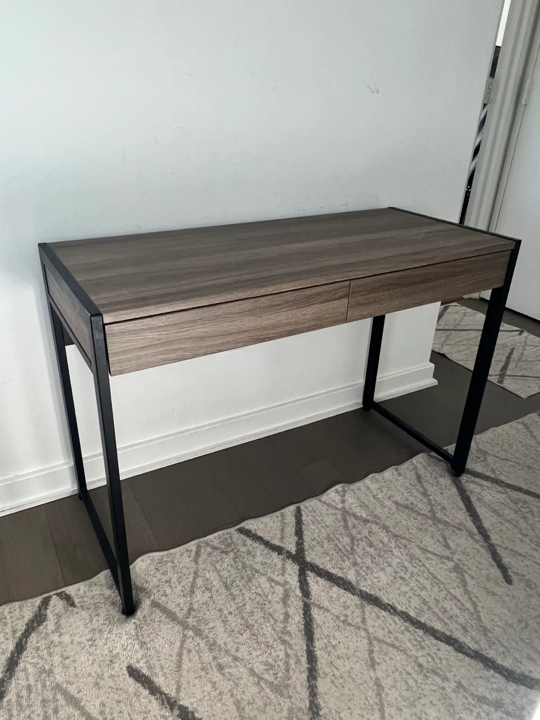 Modern Wood-Look Desk with Metal