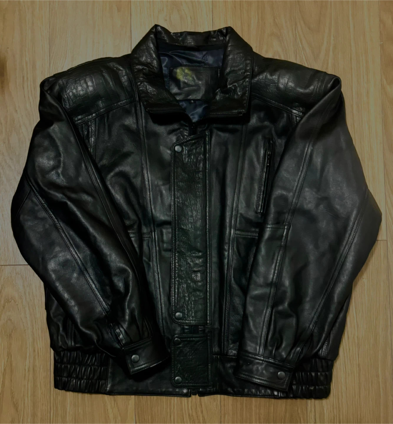 Vintage Full-Grain Leather Bomber Jacket – Size L