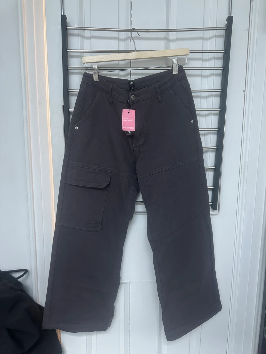 PRETTYLITTLETHING Petite Grey Cargo Pants - Size 8
