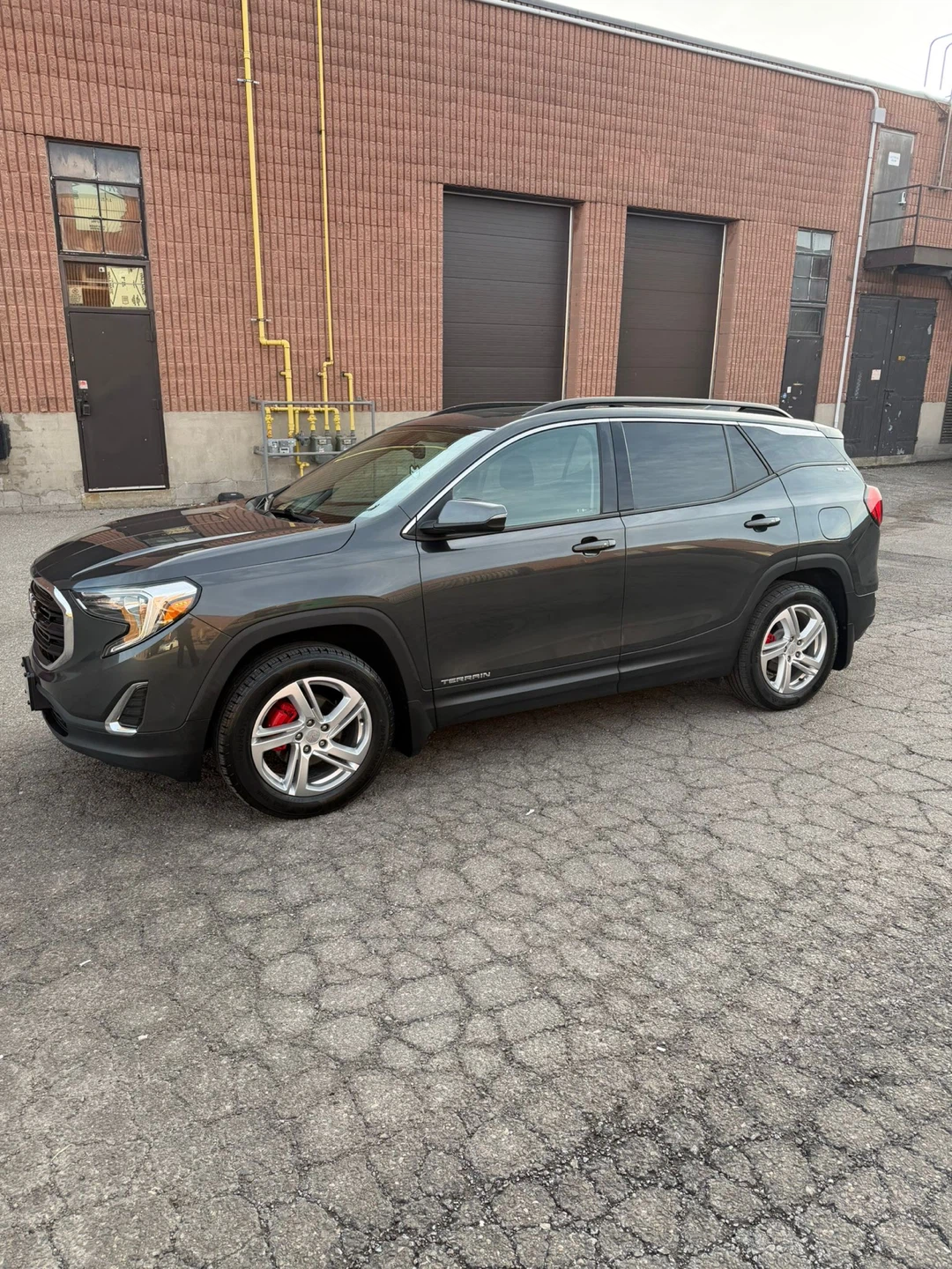GMC Terrain SLE SUV - photo 2