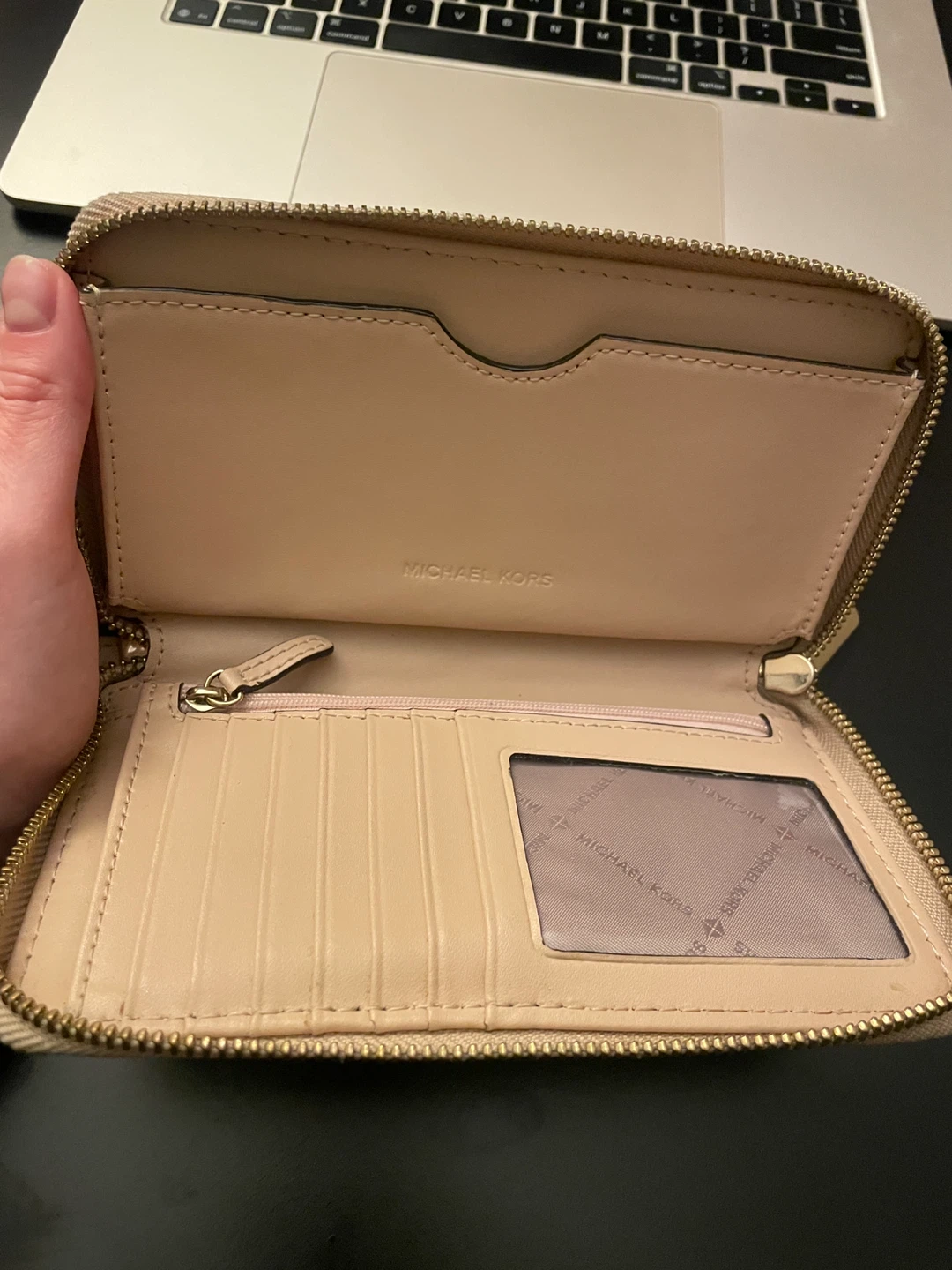 Michael Kors Wristlet - photo 4