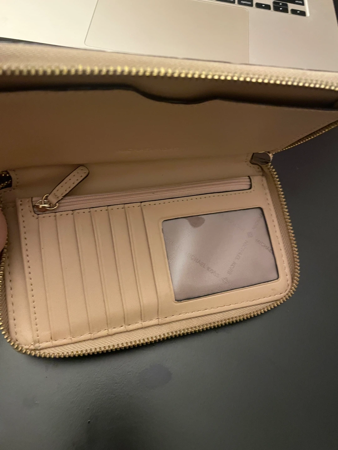 Michael Kors Wristlet - photo 5