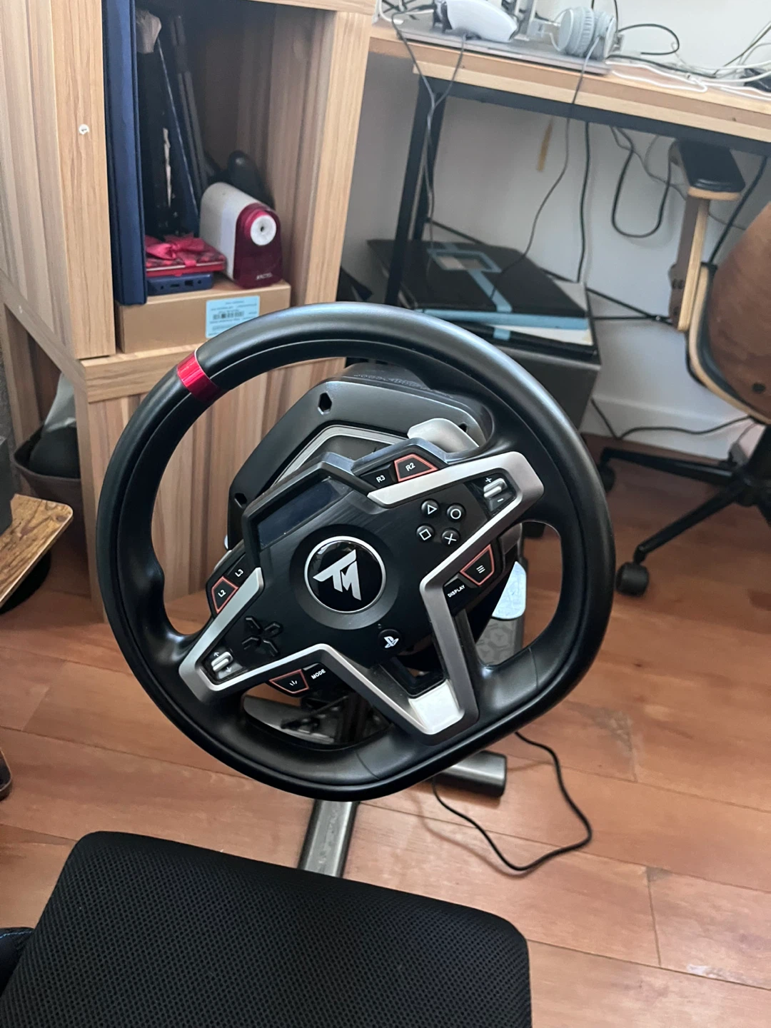 Playseat Evolution Gaming Chair with Thrustmaster Pedals & Wheel - photo 2