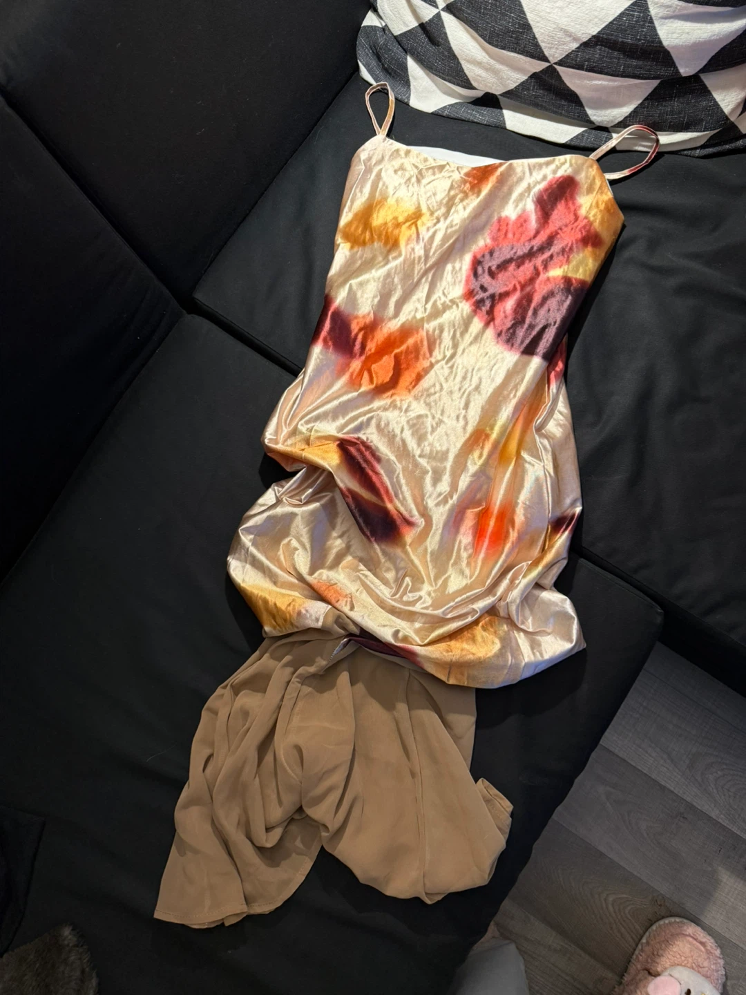 Satin slip dress with tie-dye print - photo 3