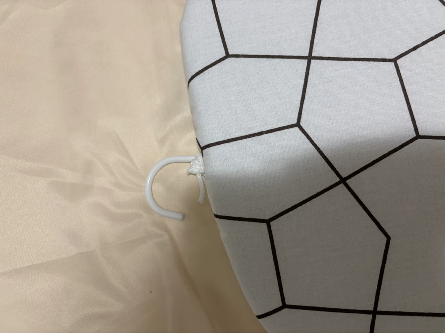 IKEA JÄLL Tabletop Ironing Board – Like New - photo 4