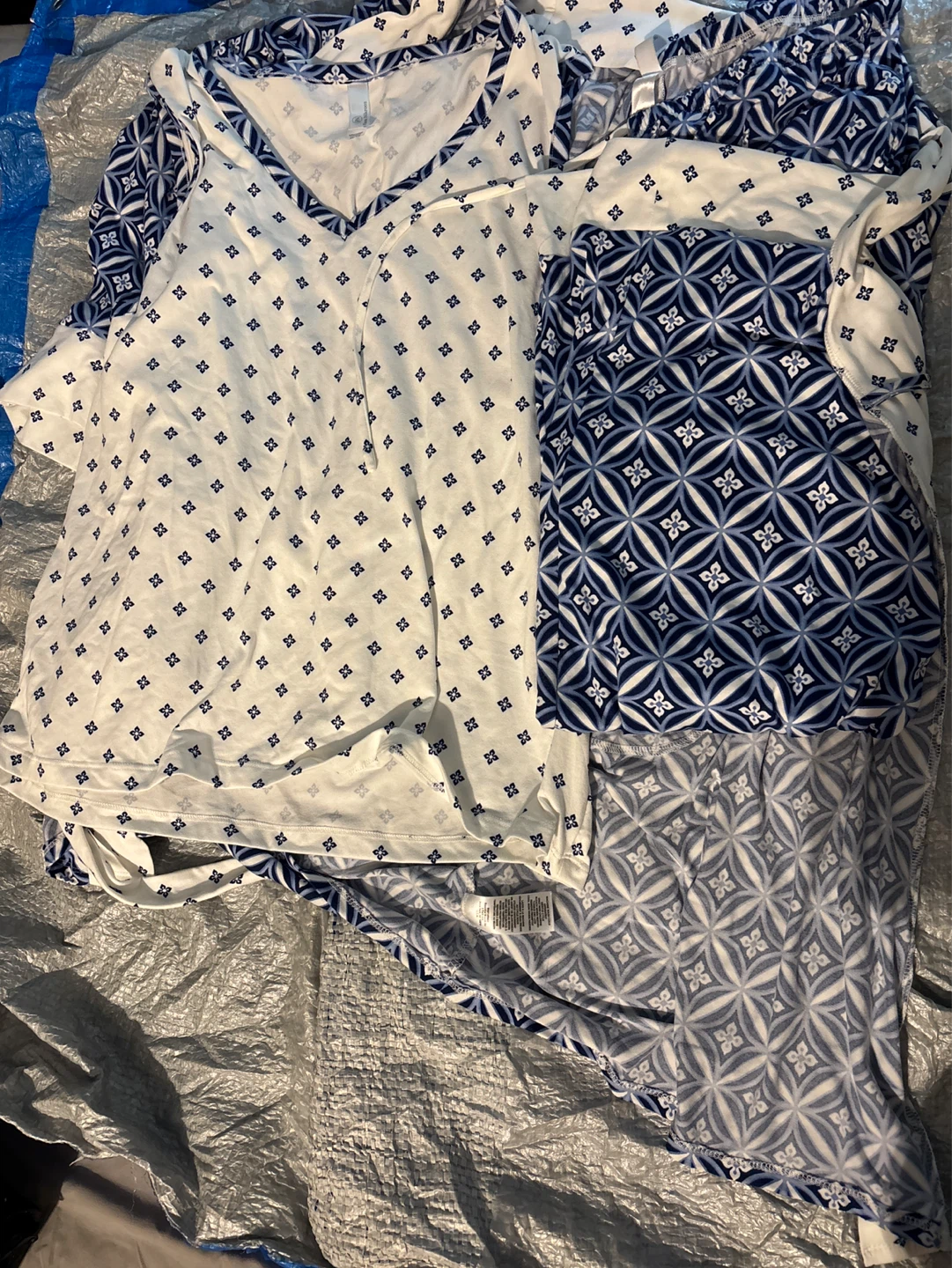 NWOT 3pc Flora Nikrooz Pajama Set XL