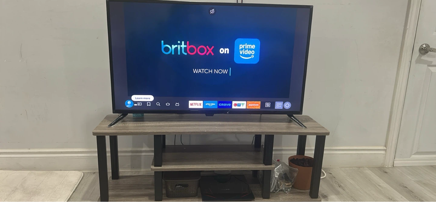 TV and TV stand - photo 2