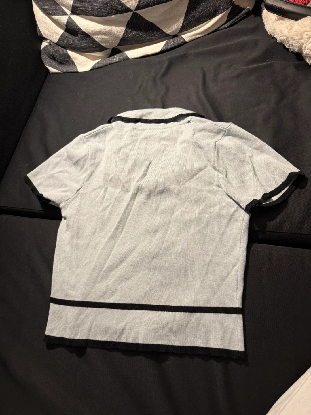 Light Blue & Black Trim Knit Collared Shirt - photo 5