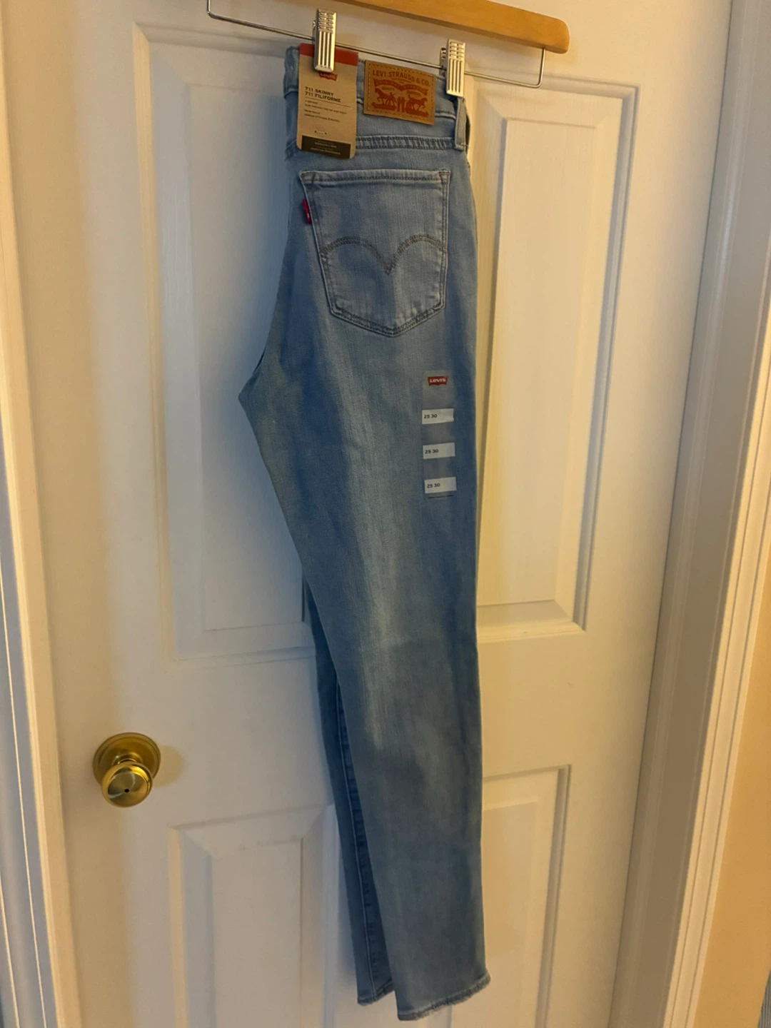 Levi's 711 Skinny Jeans - photo 3