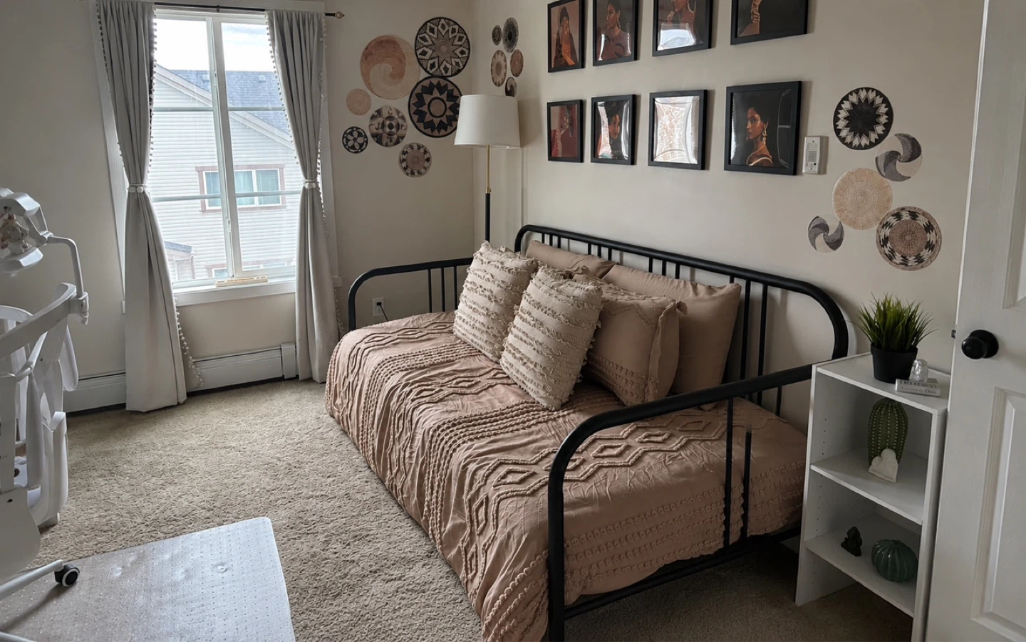 Black Metal Daybed Frame + Mattress and comforter