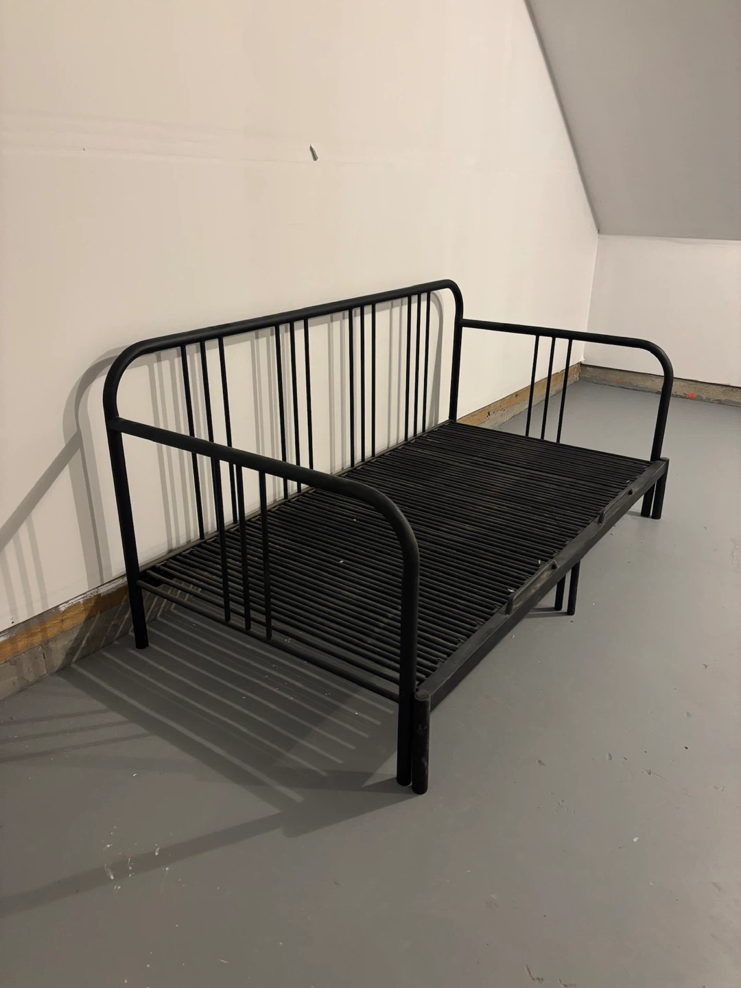 Black Metal Daybed Frame + Mattress and comforter - photo 3