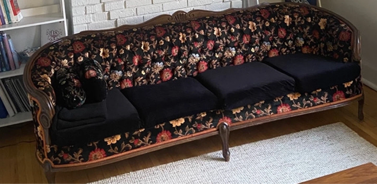 Vintage Sofa with Floral Pattern - photo 2