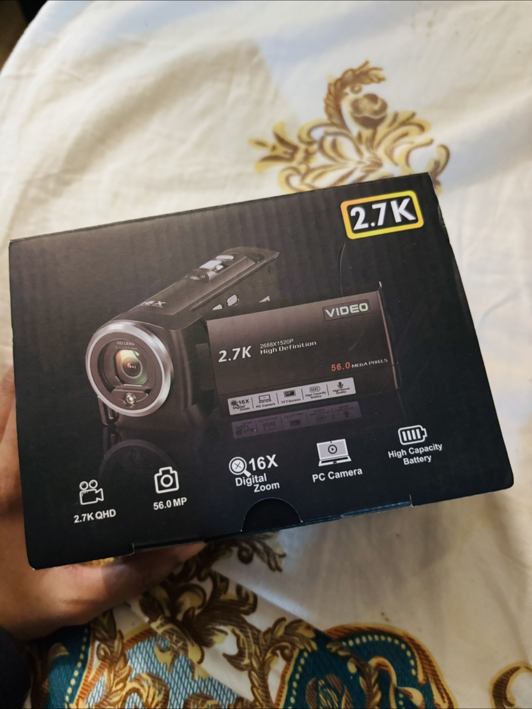 Brand New2.7K QHD Video Camera Camrecorder - photo 3