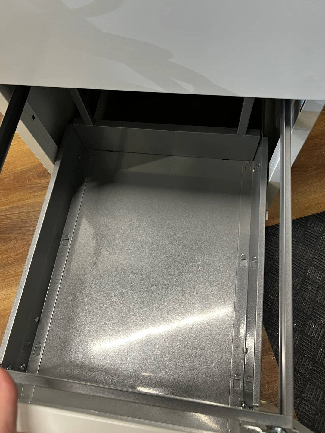 White 2-Drawer Filing Cabinet - photo 3