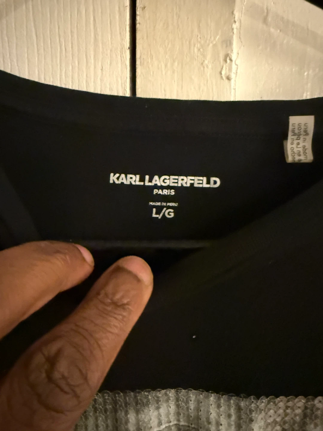 Karl Lagerfeld Black Sequin Graphic T-Shirt - Large - photo 2
