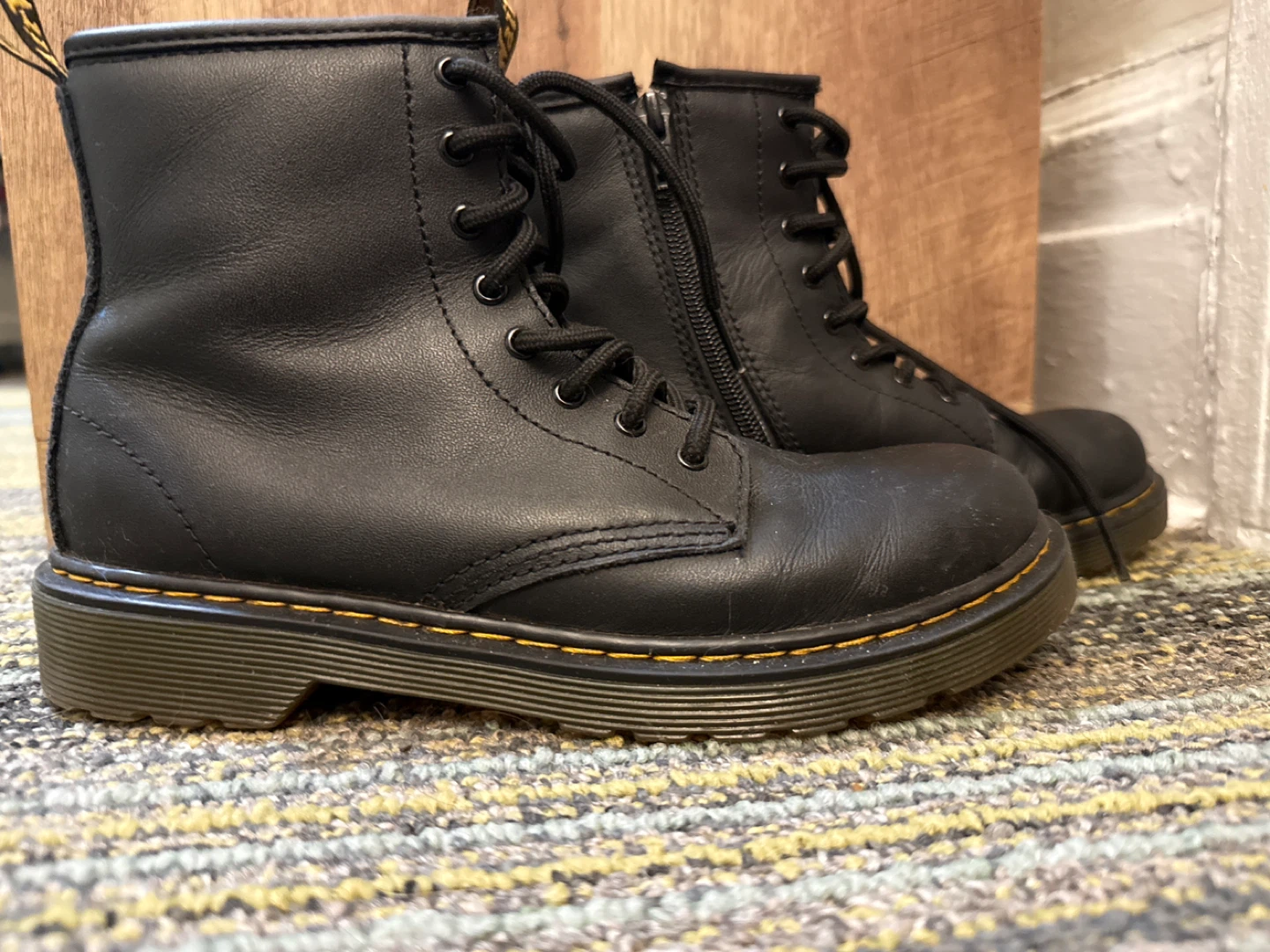 Dr. Martens Black Leather Boots with Zipper - photo 2